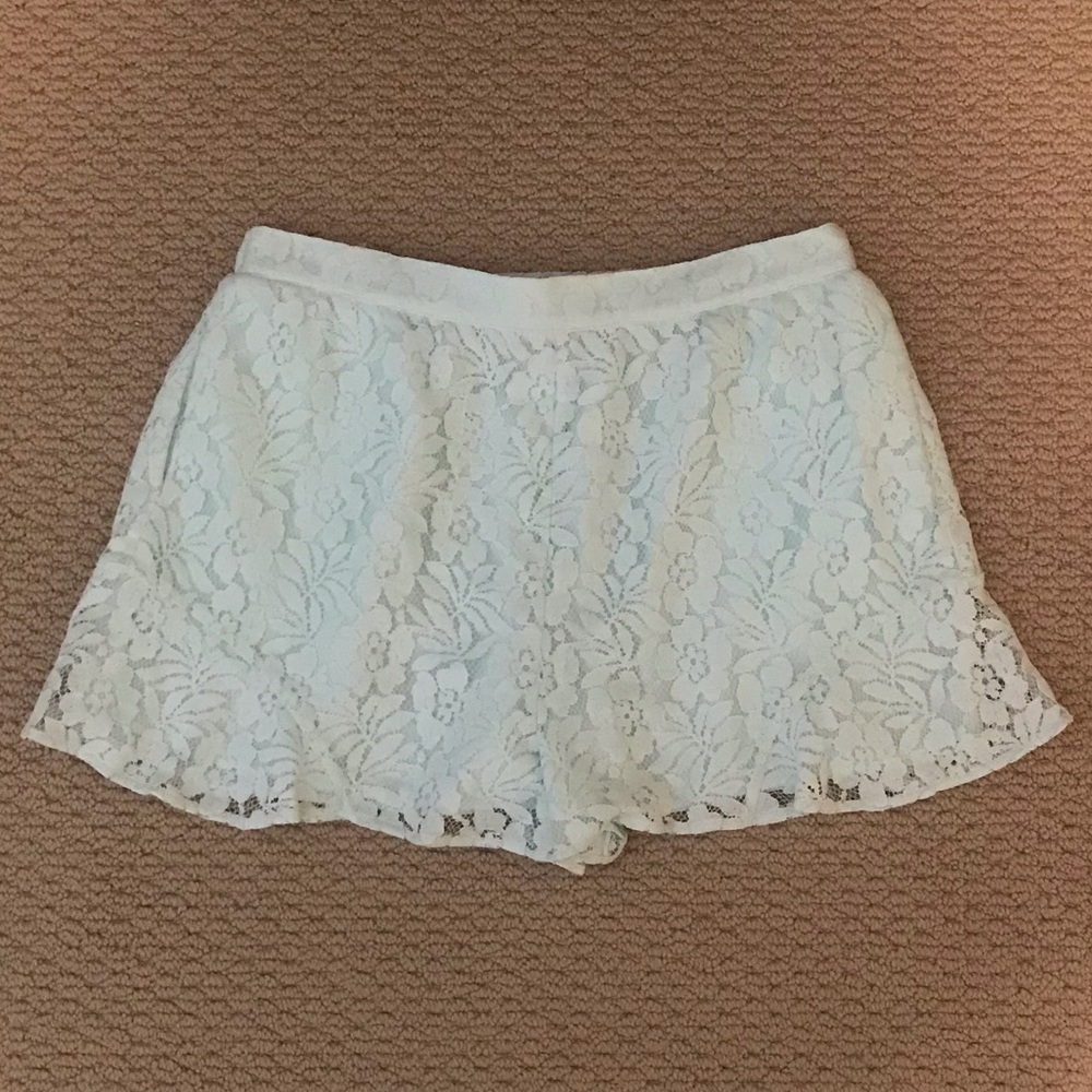 BCBGeneration lace shorts